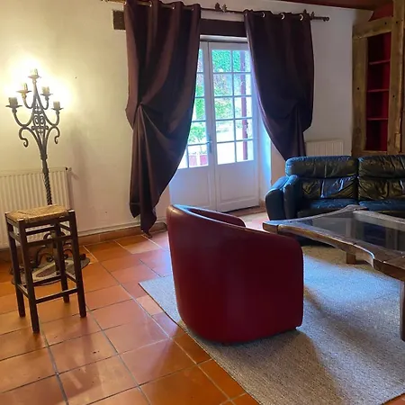 Le Petit Duc Casa de Férias *